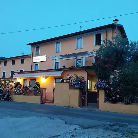 Nonna Lory Bed & Breakfast *